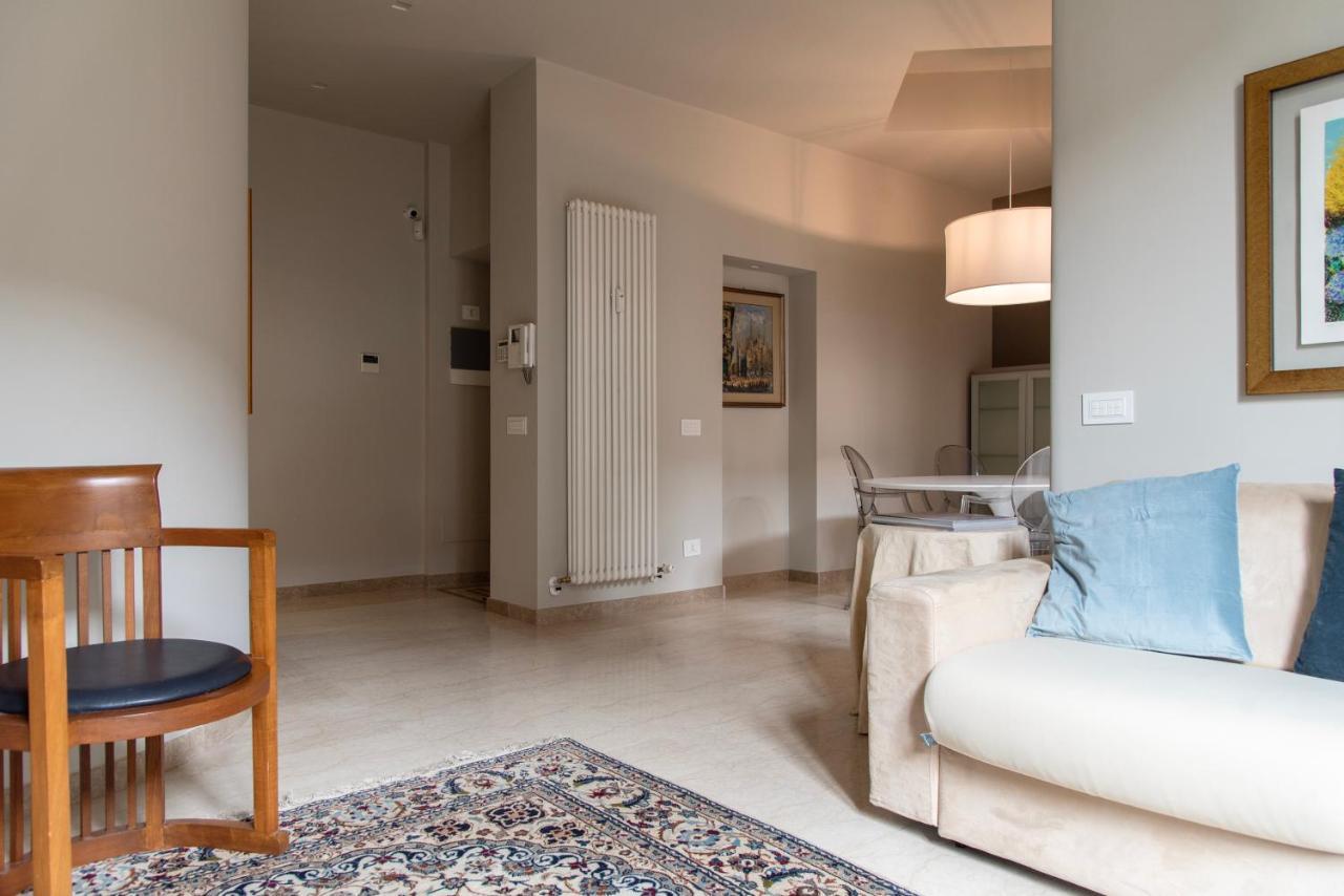 Youhosty - Quadrio 20 Apartment Milan Luaran gambar