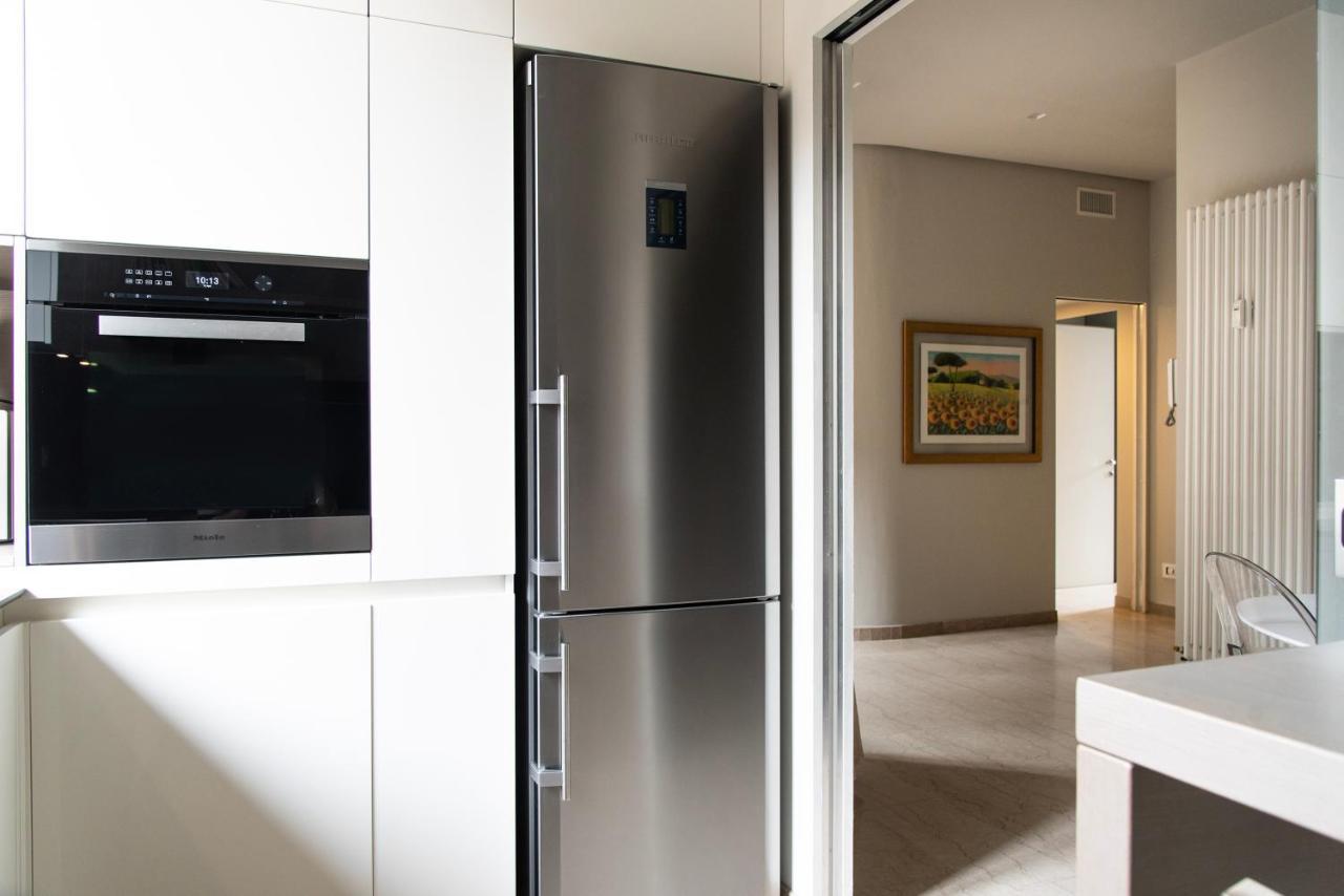Youhosty - Quadrio 20 Apartment Milan Luaran gambar