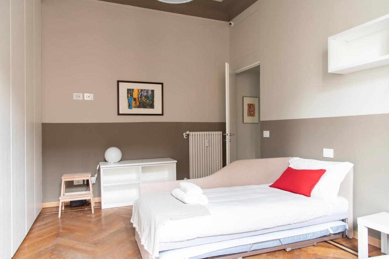 Youhosty - Quadrio 20 Apartment Milan Luaran gambar